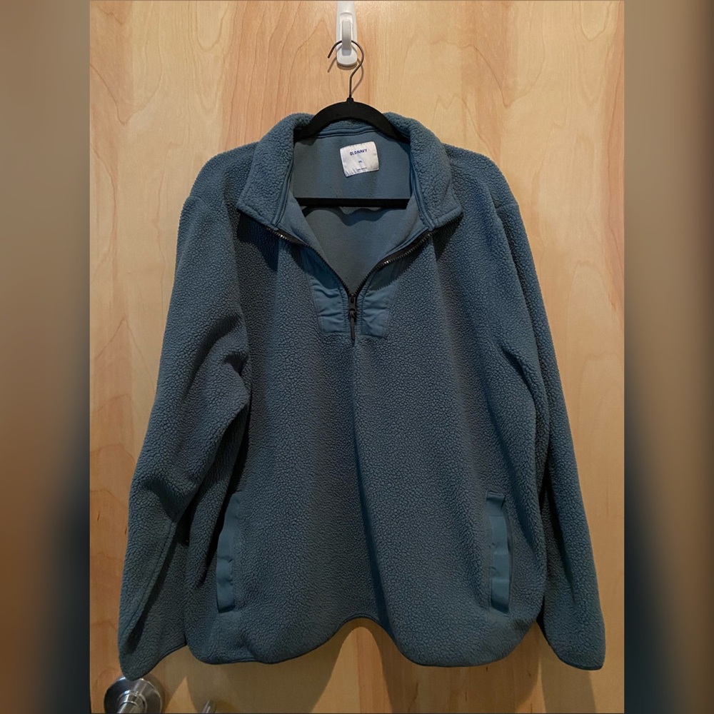 Old Navy sweatshirt; xxl; aqua